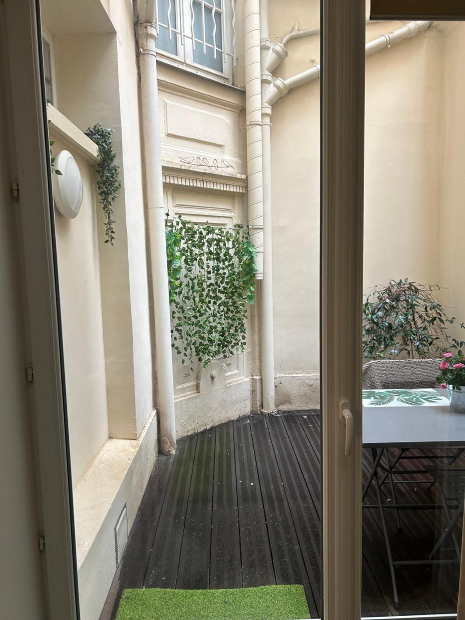 Charmant Studio Au Coeur De París Exterior foto